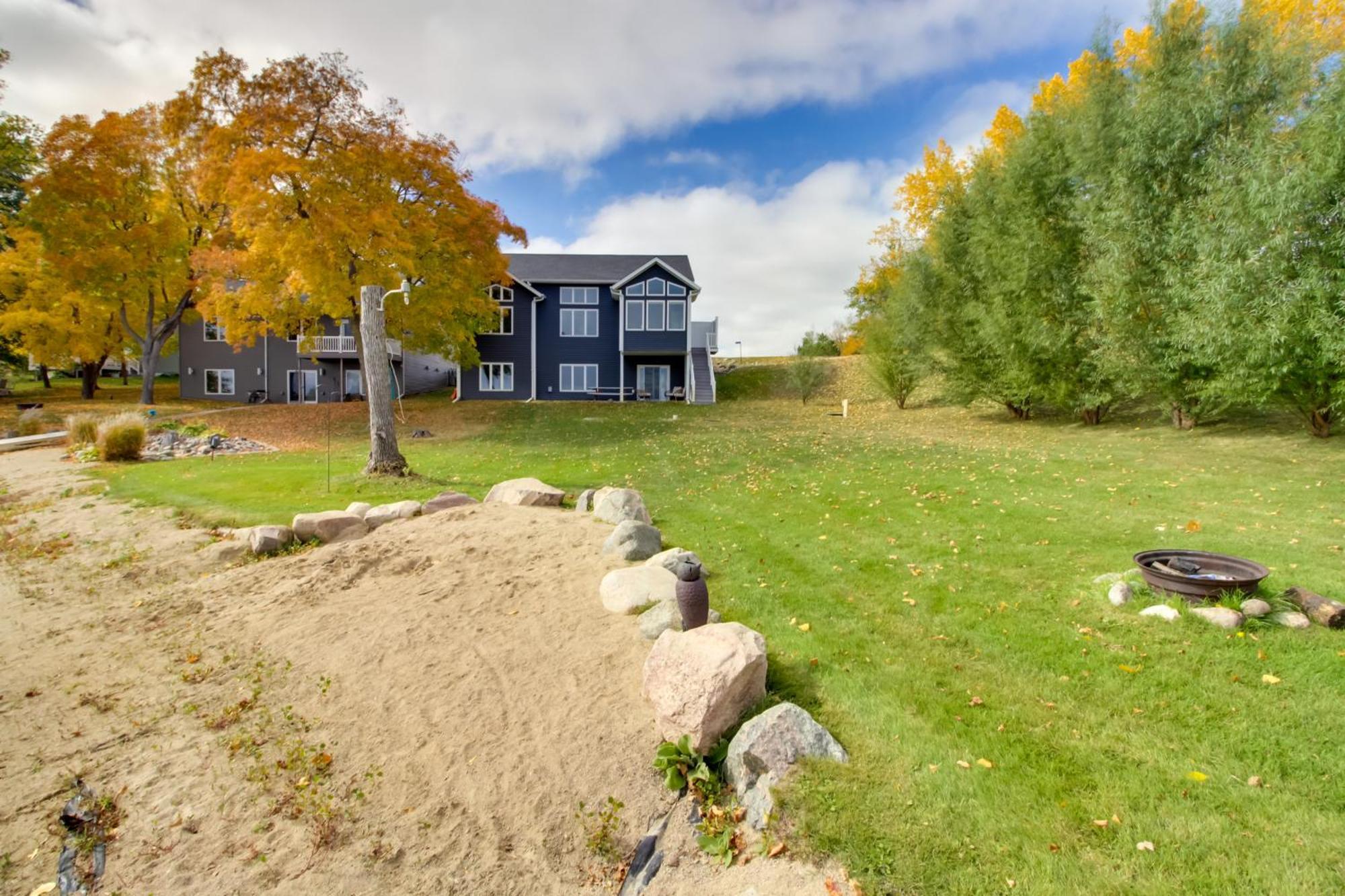 Pearl Lake Retreat With Dock And Stunning Views! Detroit Lakes Zewnętrze zdjęcie
