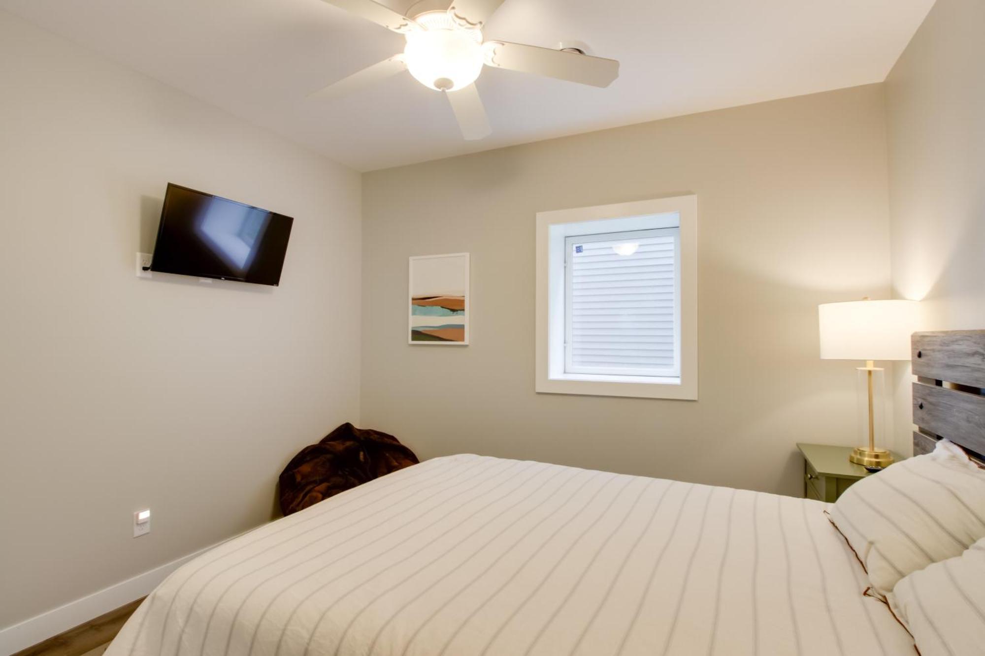 Pearl Lake Retreat With Dock And Stunning Views! Detroit Lakes Zewnętrze zdjęcie