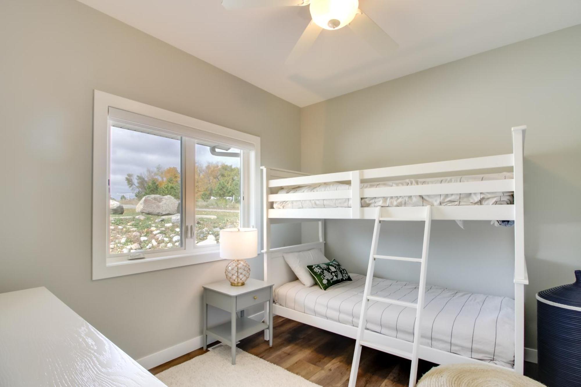 Pearl Lake Retreat With Dock And Stunning Views! Detroit Lakes Zewnętrze zdjęcie